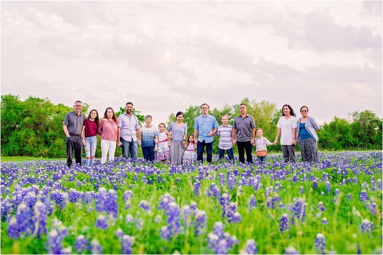 bluebonnet family photographer round rock texas