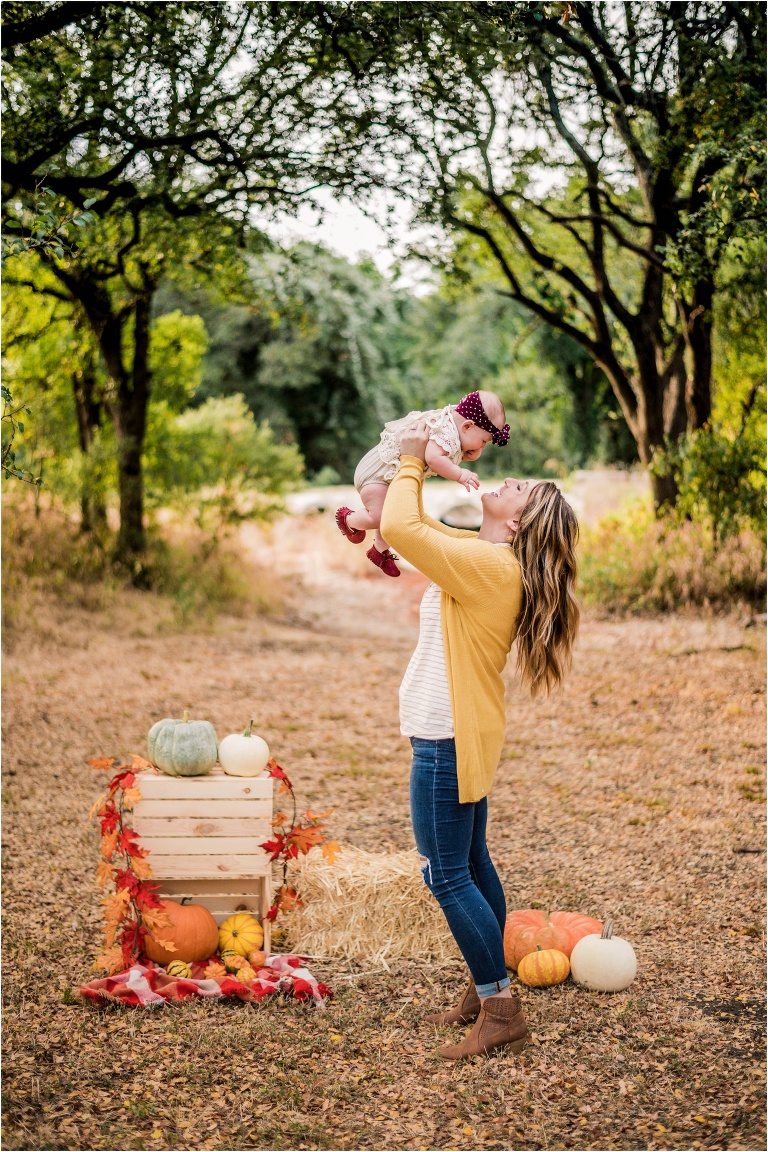 Fall Themed Mini Photoshoot in Cedar Park Texas Natural Light Family Photographer