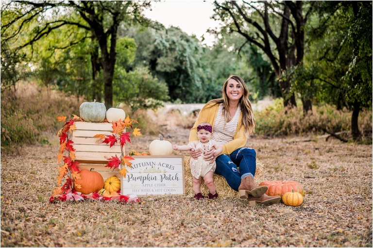 Fall Themed Mini Photoshoot in Cedar Park Texas Natural Light Family Photographer